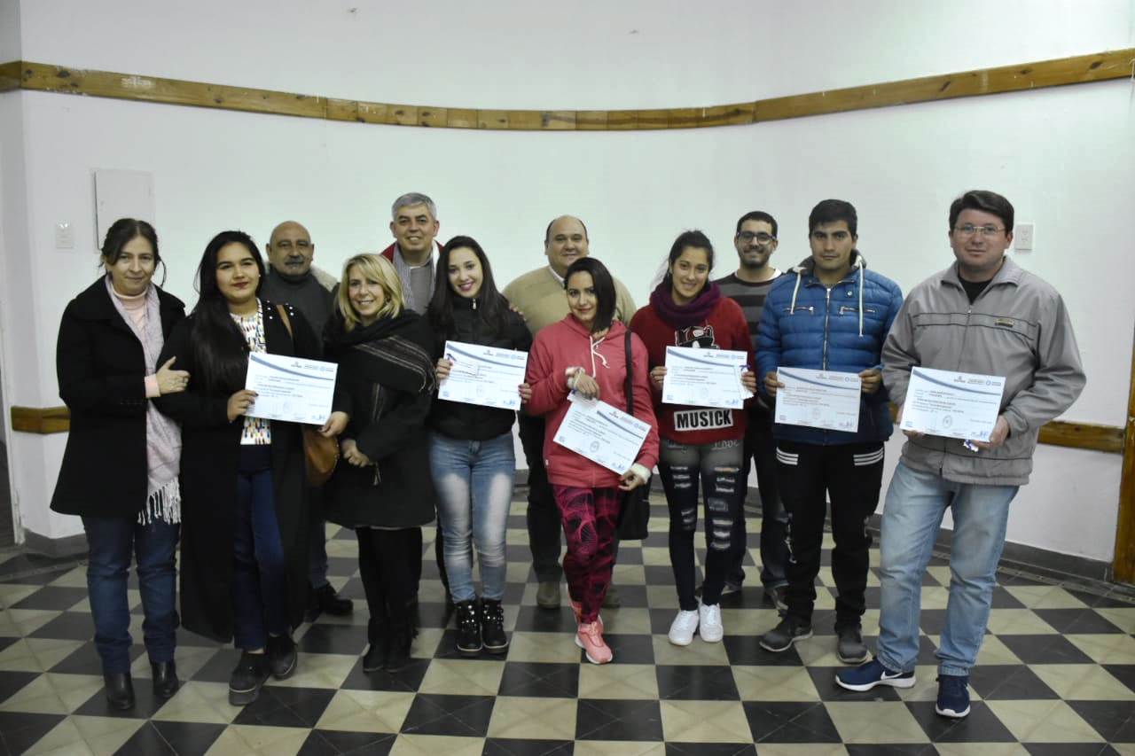 Entrega de Certificados en Tafí Viejo – Tucumán Capacita